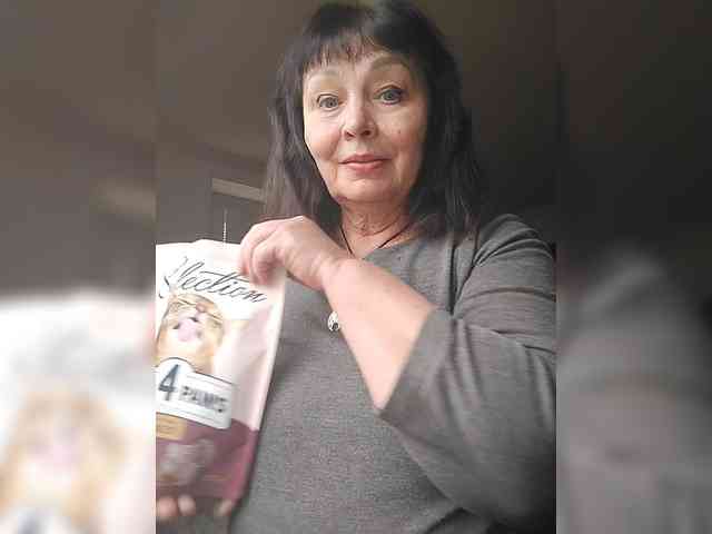 asya18's sex show image