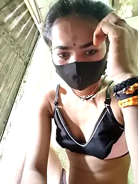 Изображение секс-шоу модели Yatiksha-Beby