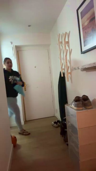 siaparis's sex show image