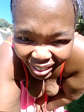 Изображение секс-шоу модели Bigboobsbooty