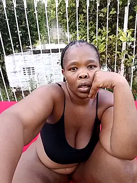 Изображение секс-шоу модели Bigboobsbooty