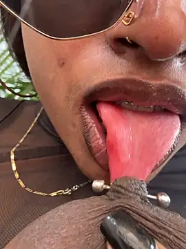 Изображение секс-шоу модели darle_volant Изображение секс-шоу модели darle_volant