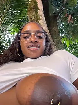 darle_volant's sex show image