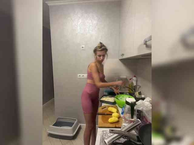 -misstics-'s sex show image