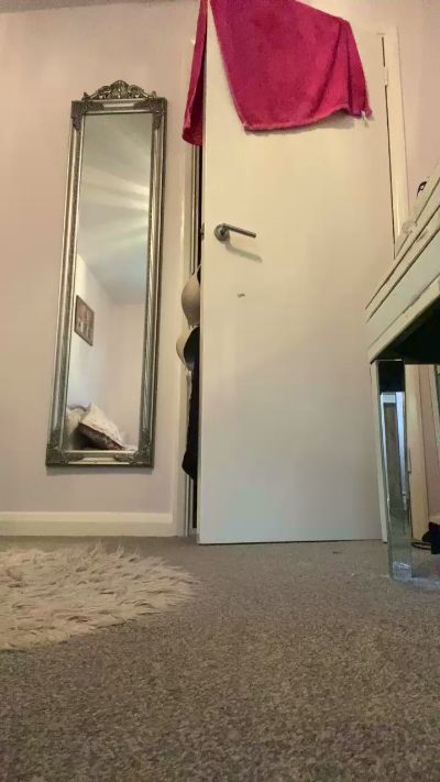 Изображение секс-шоу модели Curvybabe6969 Изображение секс-шоу модели Curvybabe6969