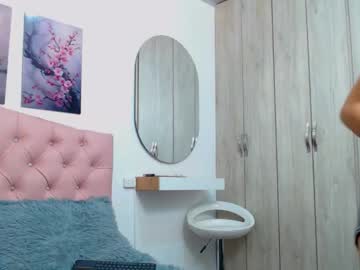 pinky_f00x's sex show image