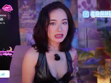 sonnie_mami's sex show image