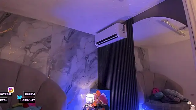 Katemoss70's sex show image