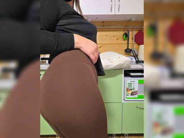 Angelia22's sex show image
