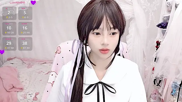 9aunatiis's sex show image