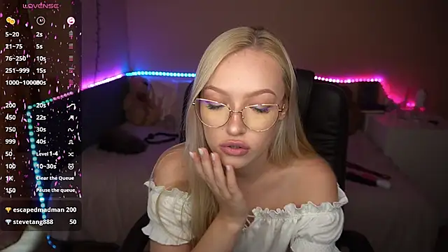 Изображение секс-шоу модели AmandaFiree