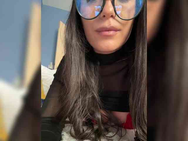 Kiss-krisss's sex show image Kiss-krisss's sex show image