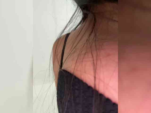 Kiss-krisss's sex show image Kiss-krisss's sex show image