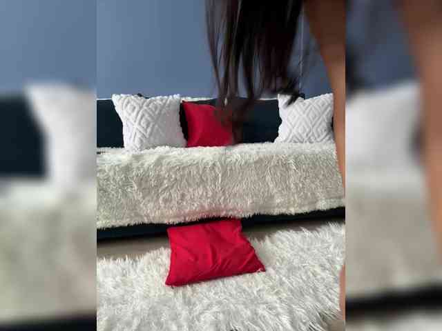 Kiss-krisss's sex show image