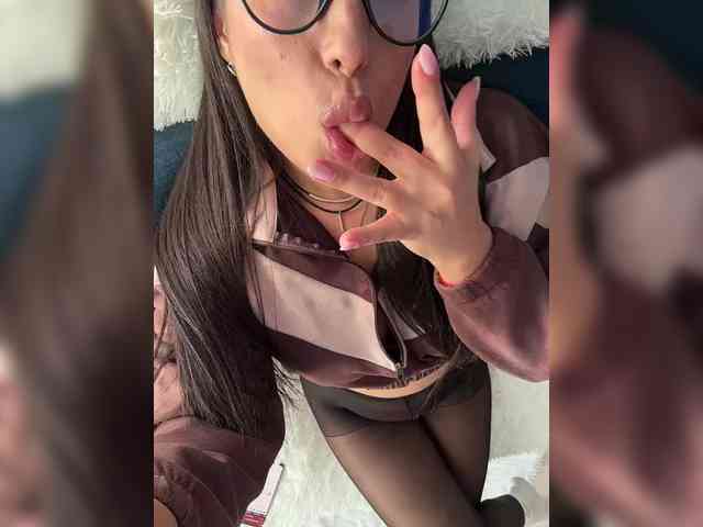 Kiss-krisss's sex show image