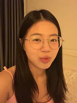 Ella-A9's sex show image