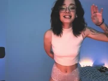 2b_'s sex show image