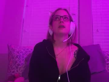 leanneluxecouple's sex show image