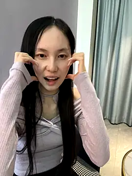 DD-52's sex show image