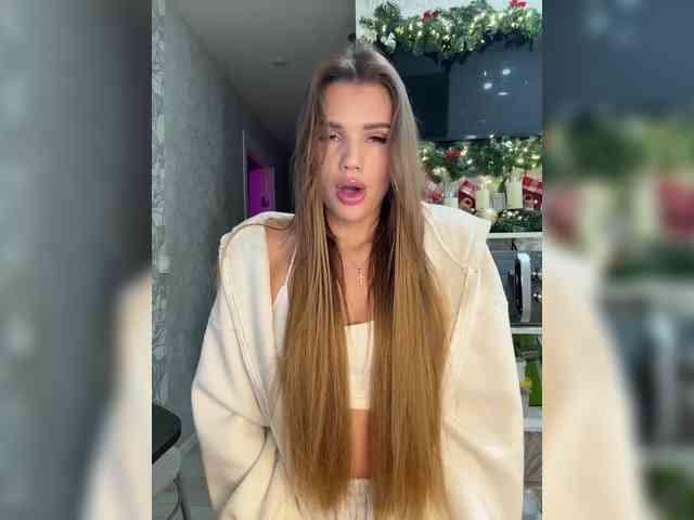 SweetyMia's sex show image