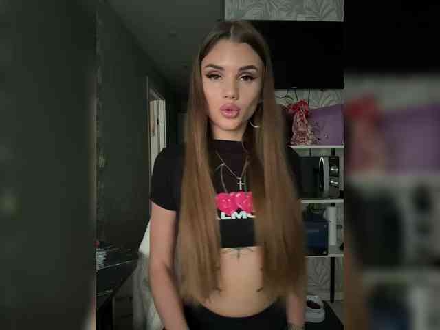 SweetyMia's sex show image