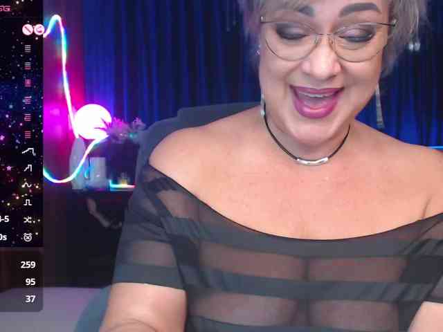 EllenRiplley's sex show image
