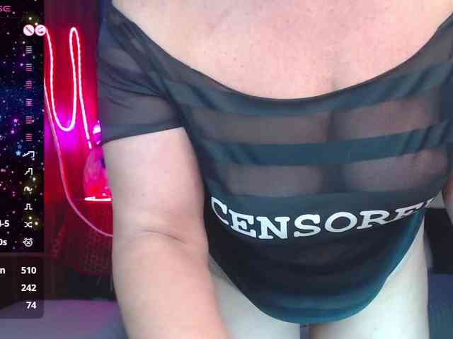 Изображение секс-шоу модели EllenRiplley Изображение секс-шоу модели EllenRiplley