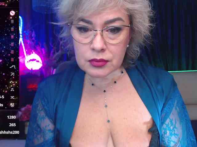 EllenRiplley's sex show image EllenRiplley's sex show image