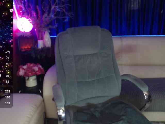 EllenRiplley's sex show image