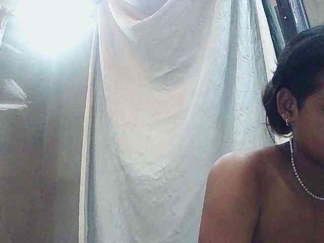 Titounea's sex show image
