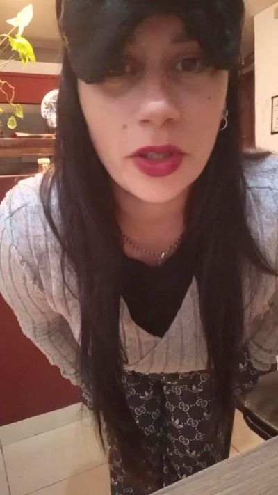 Изображение секс-шоу модели hotcurvi1 Изображение секс-шоу модели hotcurvi1