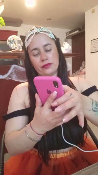 Изображение секс-шоу модели hotcurvi1 Изображение секс-шоу модели hotcurvi1