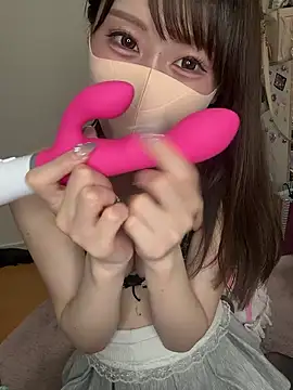 Изображение секс-шоу модели momo_mm Изображение секс-шоу модели momo_mm