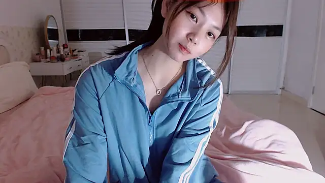Miu1_girl's sex show image