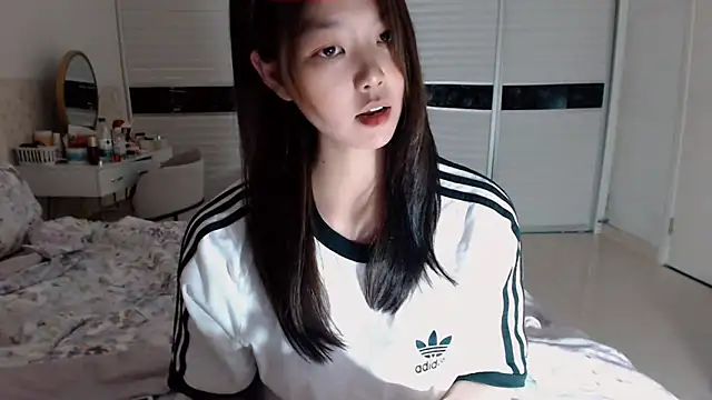 Miu1_girl's sex show image