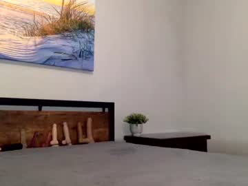 cherry_sinn's sex show image