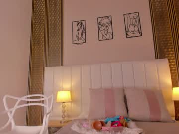 Изображение секс-шоу модели zoe_sky_