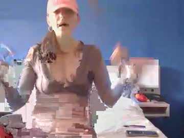 who_is_miss_dior's sex show image