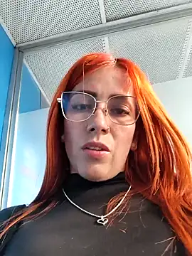 Изображение секс-шоу модели Alis_xxx Изображение секс-шоу модели Alis_xxx