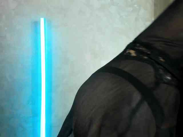 Ari-Zona's sex show image