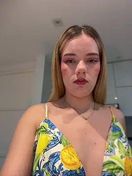 NicoleCut's sex show image