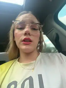 NicoleCut's sex show image