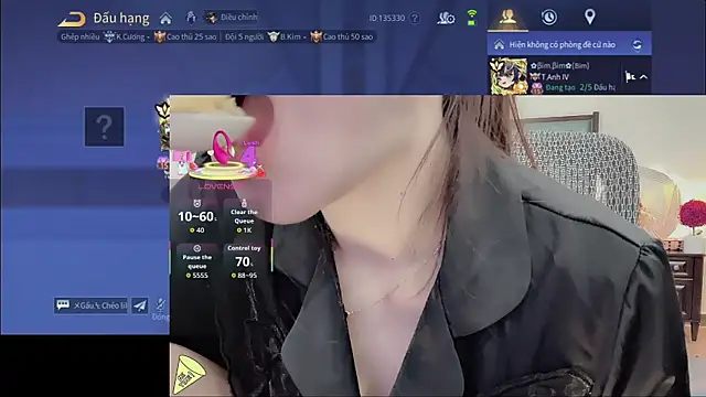 Caryln-Bun's sex show image