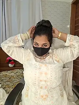 Bristy-'s sex show image