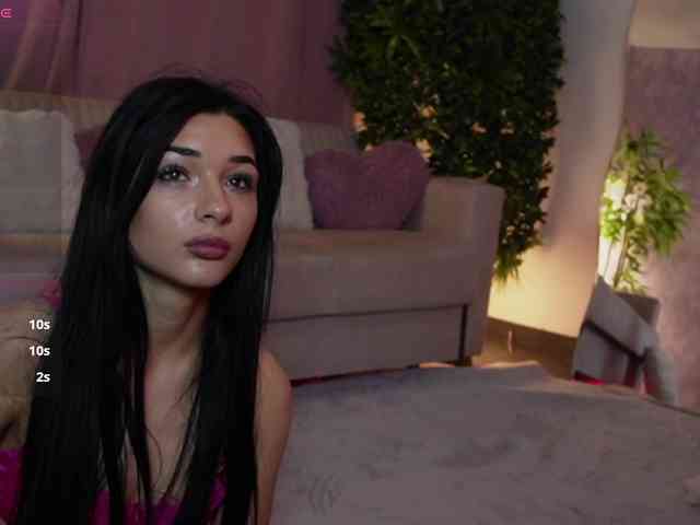 Изображение секс-шоу модели DarcieHaven