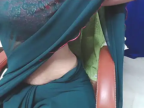 Изображение секс-шоу модели sunitha-3