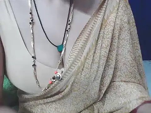 sunitha-3's sex show image