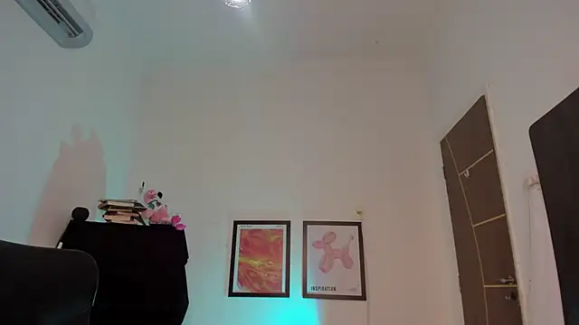 Изображение секс-шоу модели camille-rose