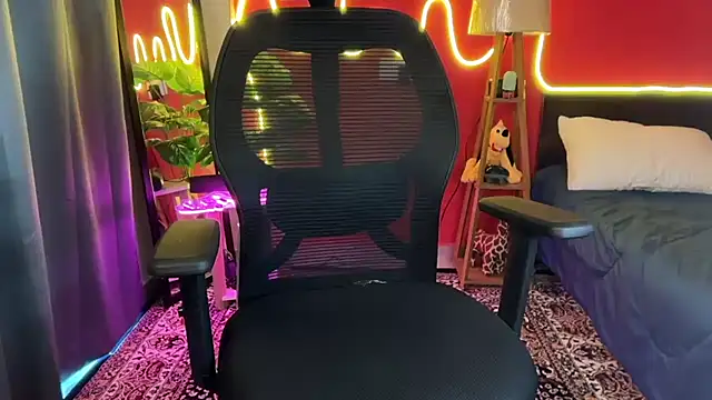 thywyldst69's sex show image thywyldst69's sex show image