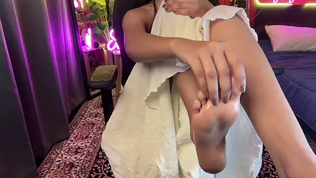 Изображение секс-шоу модели thywyldst69